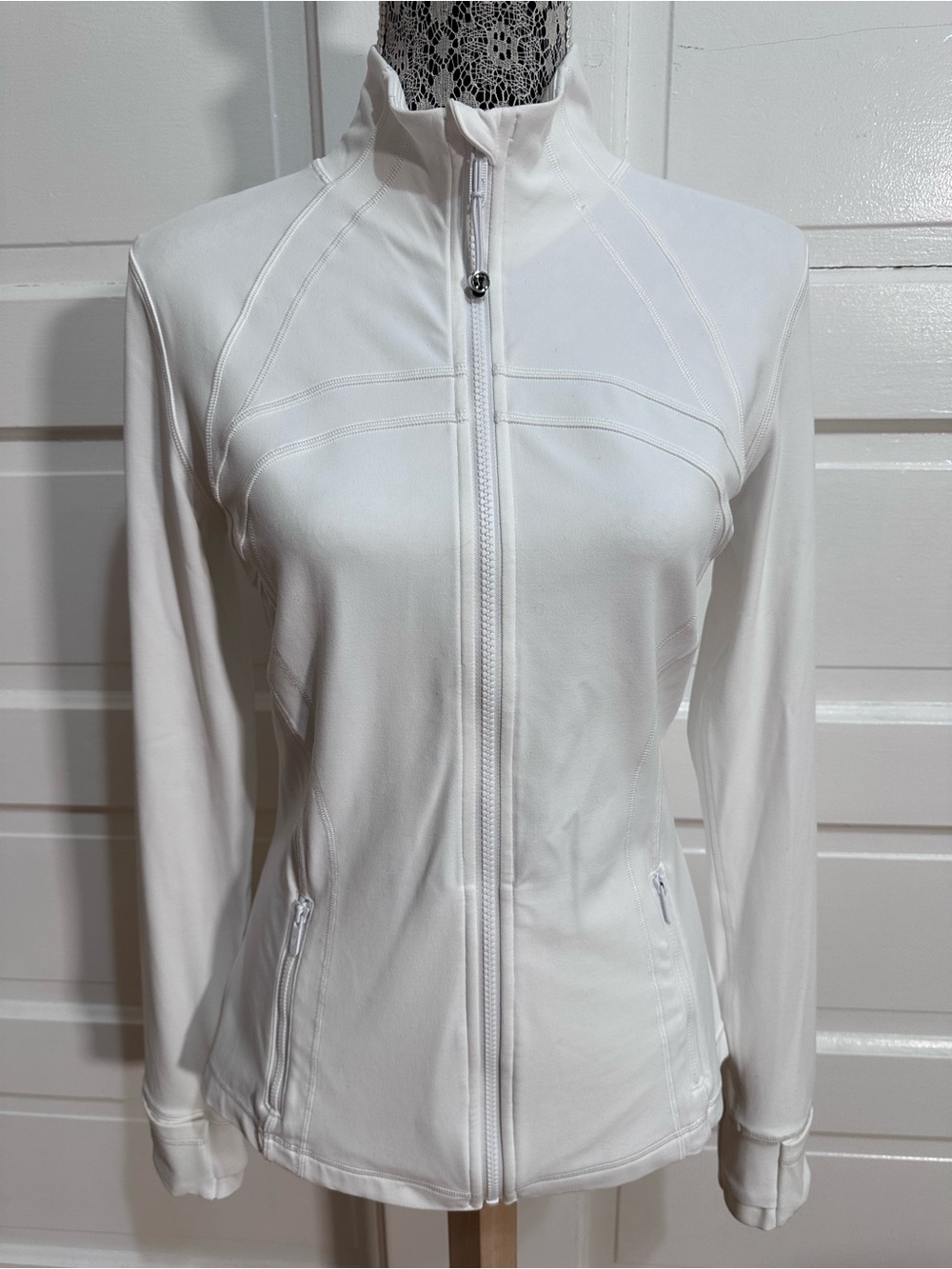 New Lululemon Define Jacket Nulu Size 10 White Flattering Fit $138